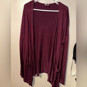 Long sleeve cardigan.